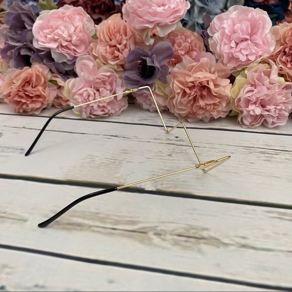 Avant Garde Triangular Gold Frame Lensless Glasses - Picture 9 of 16